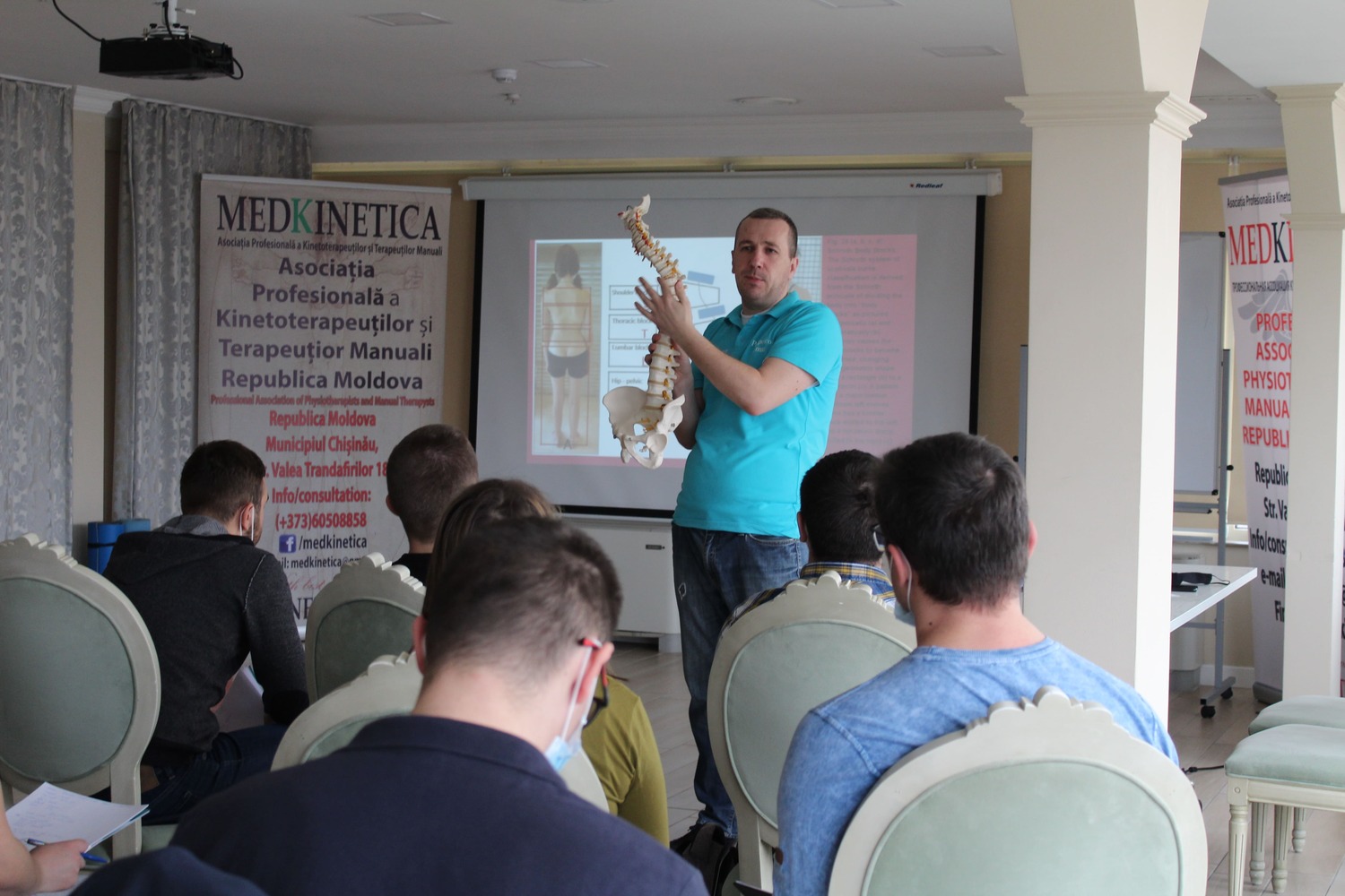 Organizam Scoli de Vara pentru studenti si tineri specialisti...